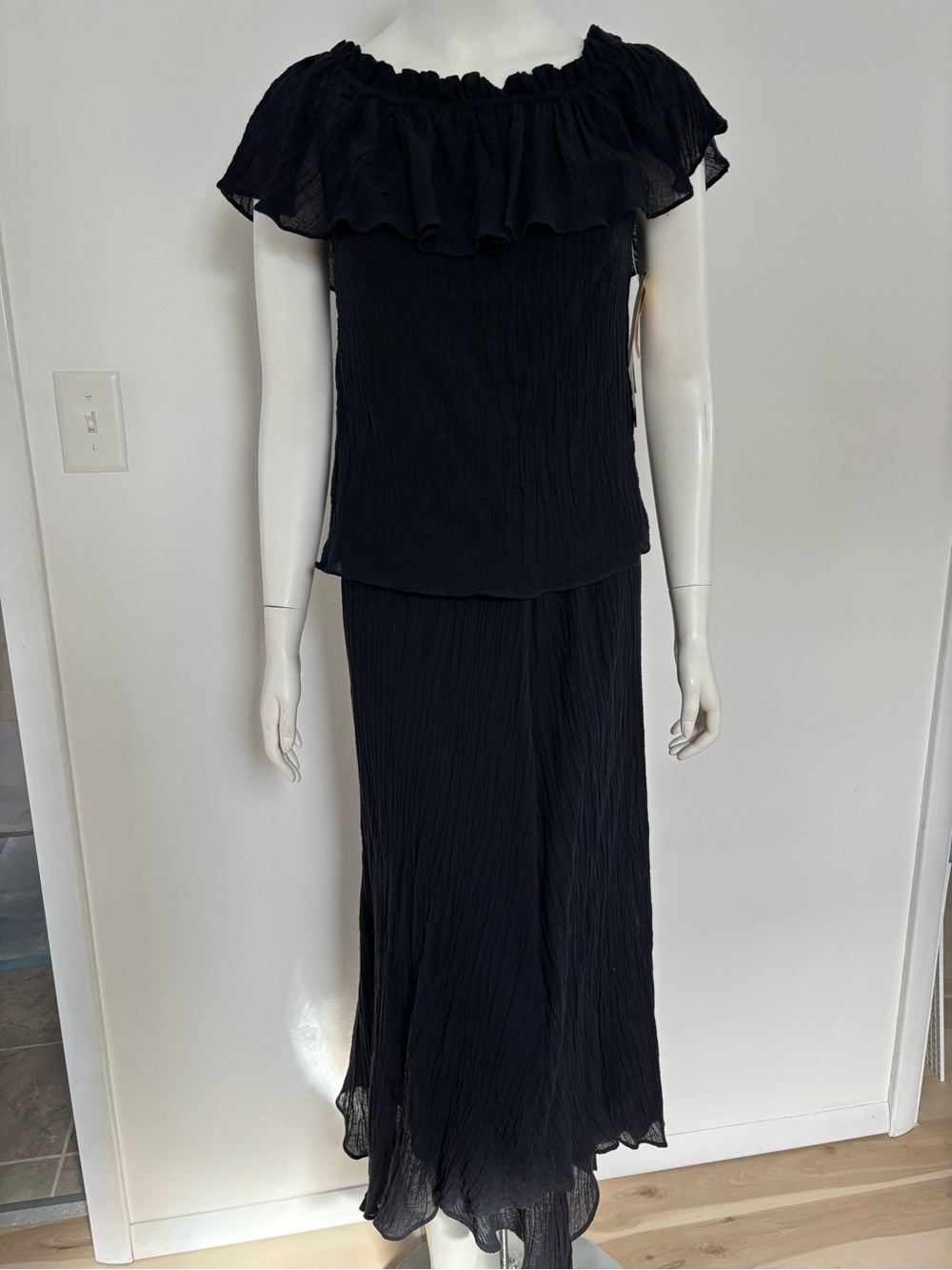 dressbarn Black Ruffled  Cotton Gauze  Maxi Skirt Top Lightweight Set
